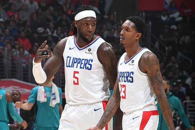 当中锋同时 当中锋同时